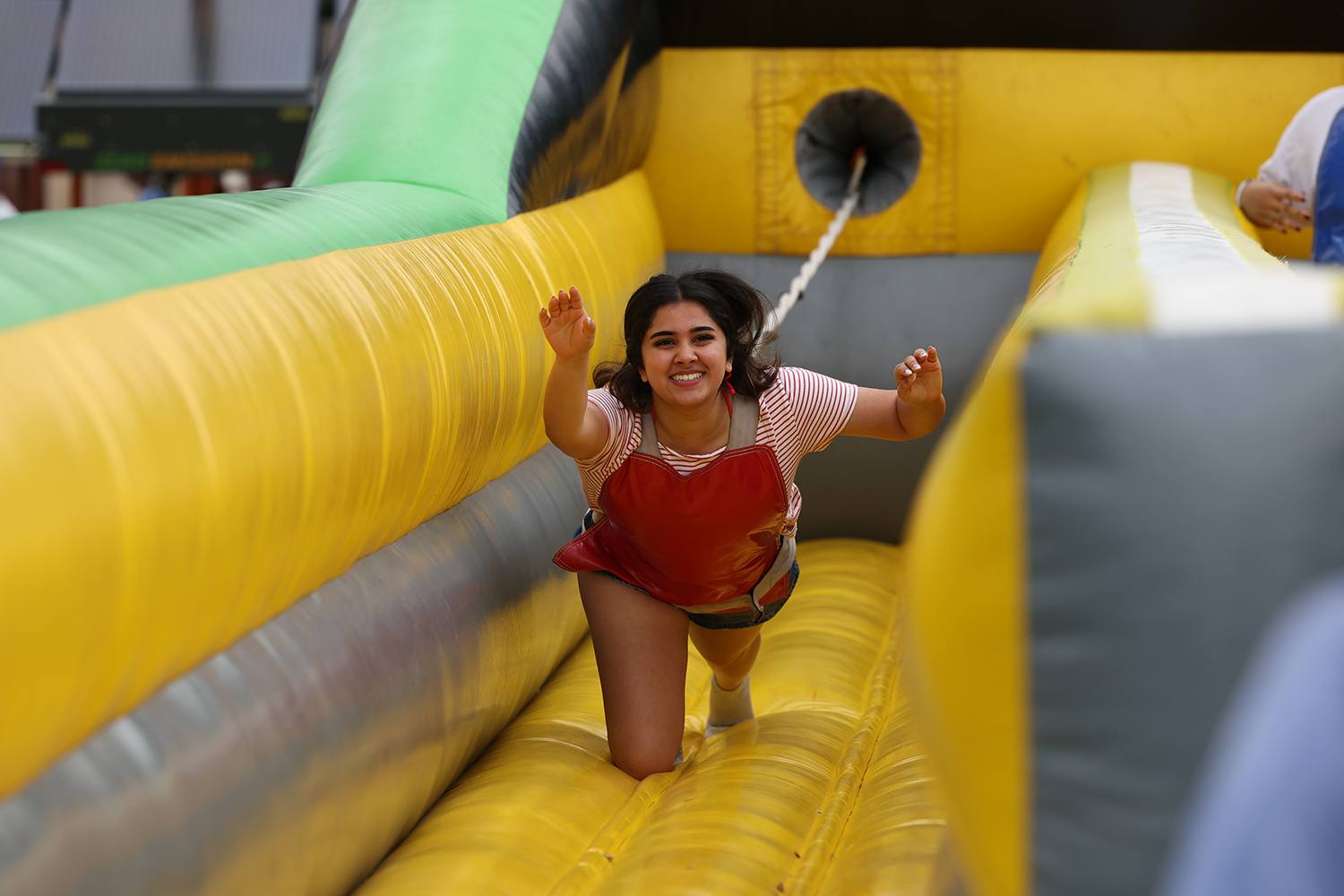 Baylor Student and the bungee run